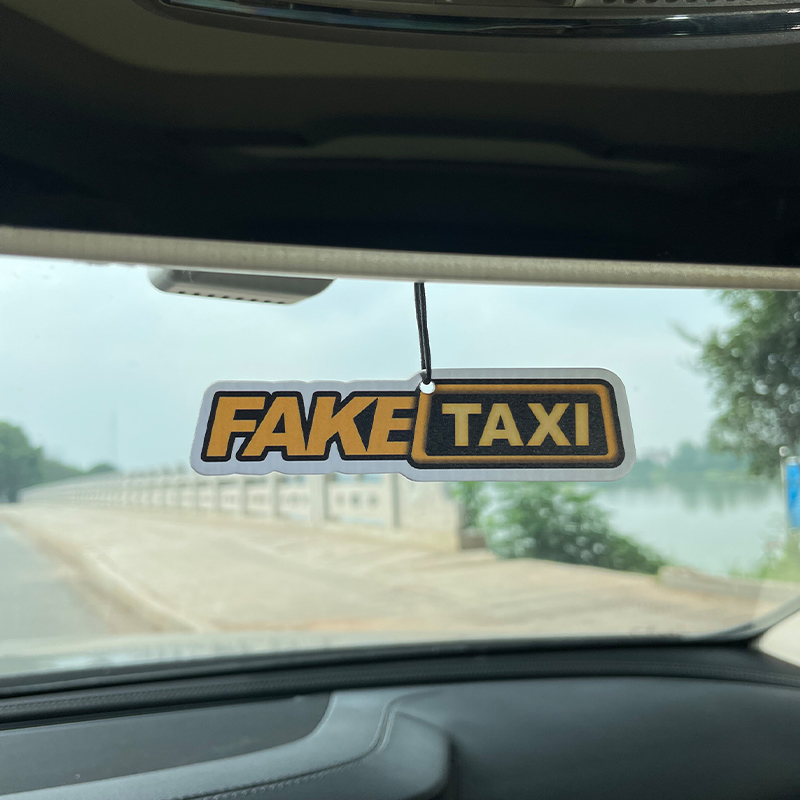 Fake Taxi, Very Funny and Amus - Home Office Tax recensie en prijs