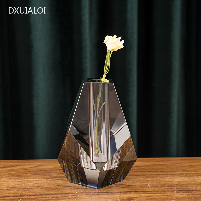 Modern minimalist crystal vase - Home Office Interior Design recensie en prijs